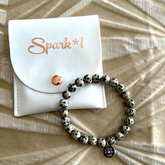 Sparkl bands 2021 “Rosie” beads NWOT - Picture 1 of 3